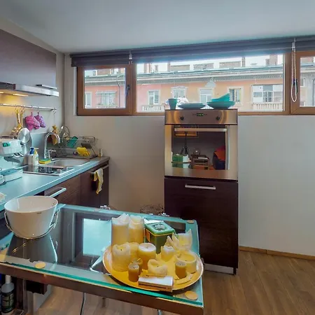 The Gallery - Art In The Heart Of By Flat Mаnager