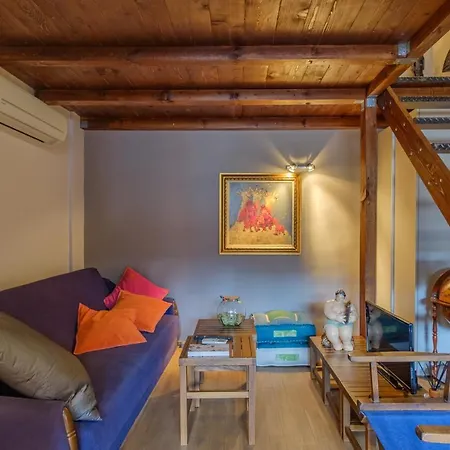 Artistic In The Heart Of Center By Flat Mаnager София