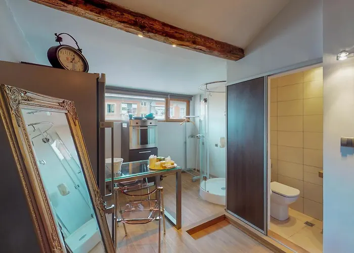 Апартамент The Gallery - Art In The Heart Of By Flat Mаnager София