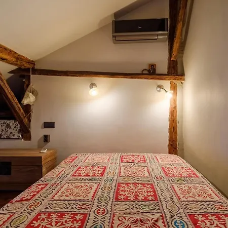 Artistic In The Heart Of Center By Flat Mаnager Sofia